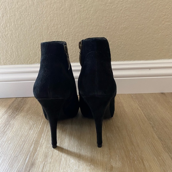 Guess Women Military Style Heeled Boots - Picture 6 of 10